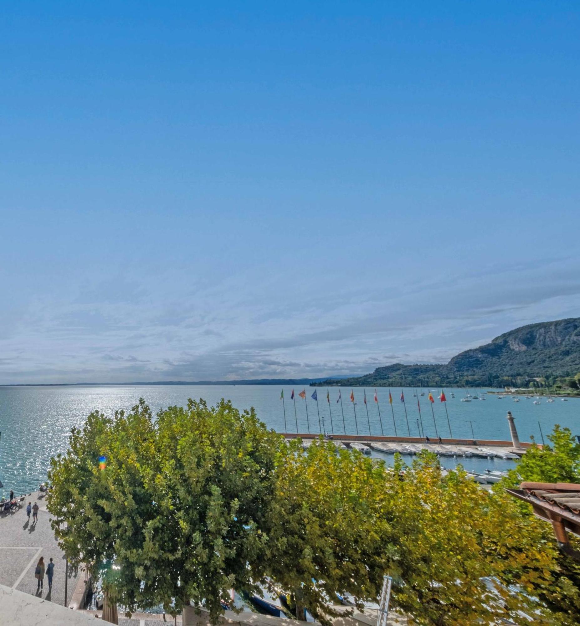 Apartmentsgarda - Baia Del Garda 5 Экстерьер фото